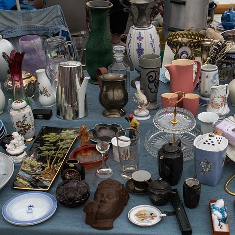 household items for thrift sale